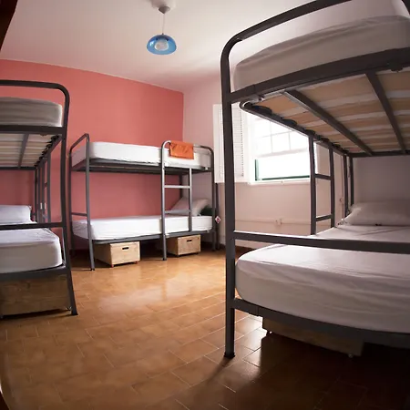 Patio Hostel-3